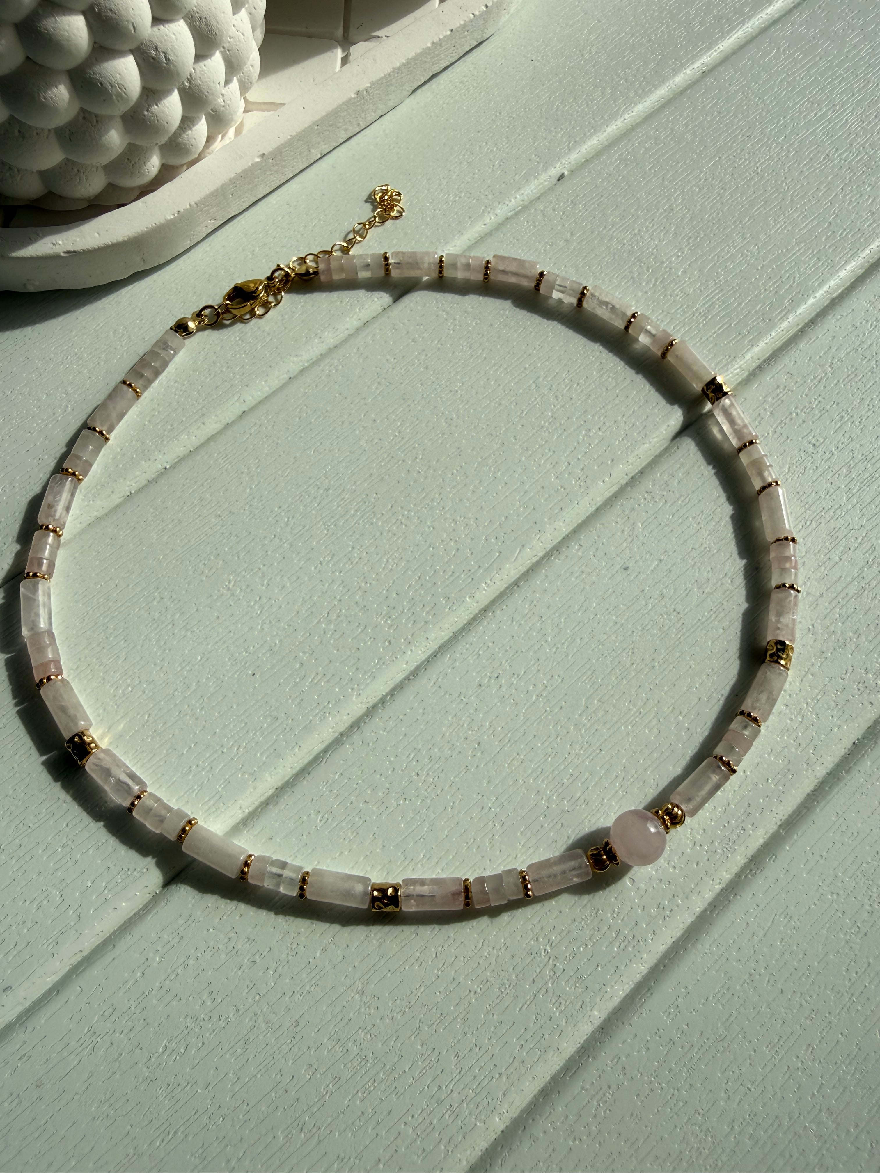 Pembe Kuvars choker Kolye