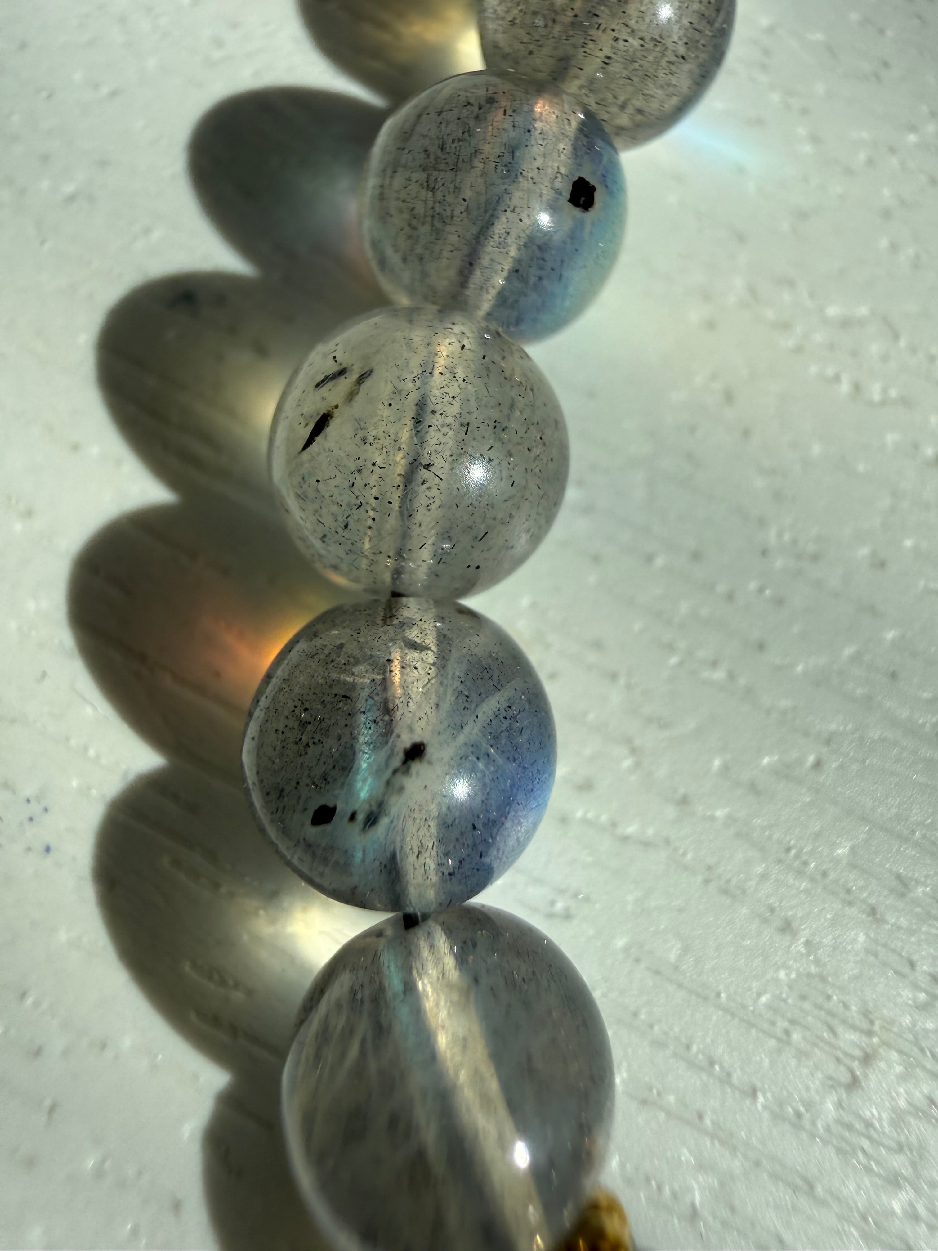 Lal-Labradorit (A kalite) Bileklik