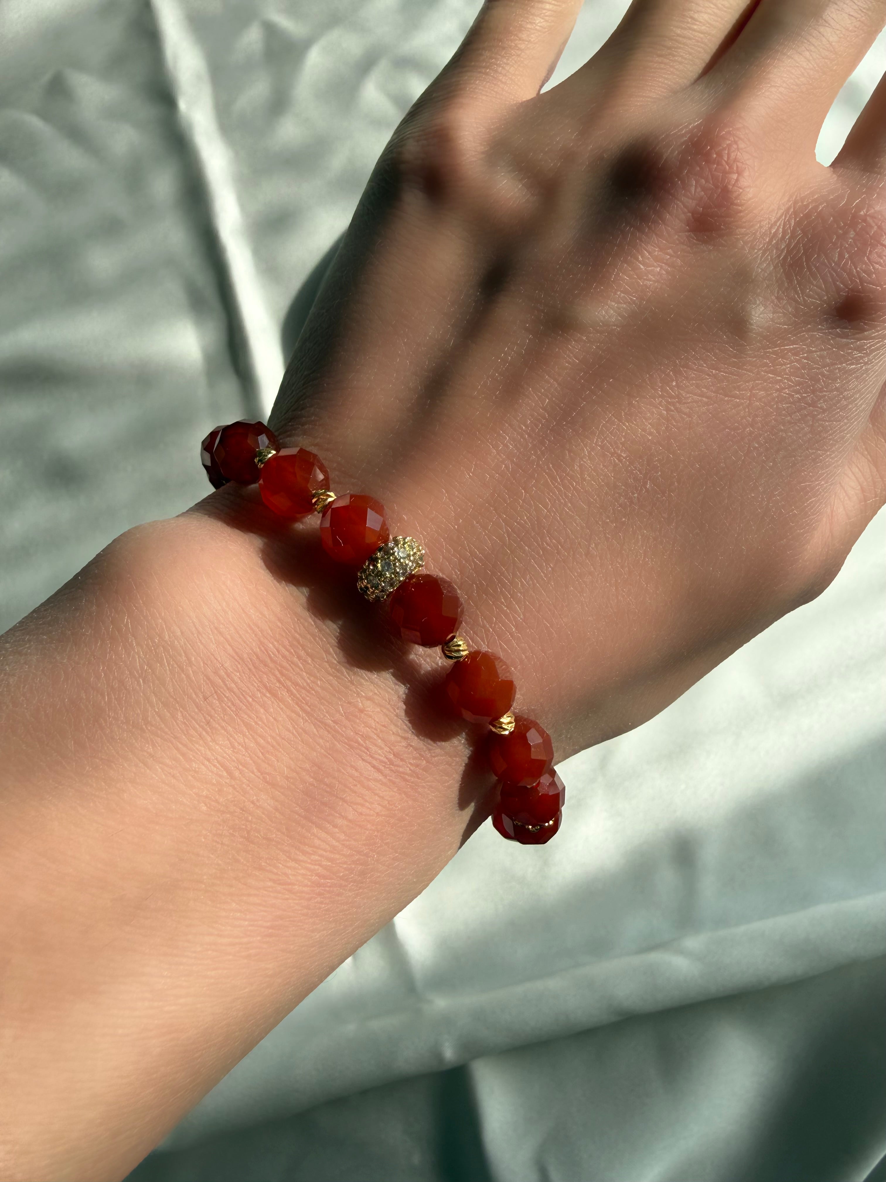 Karnelyan Akik Lastikli Bileklik