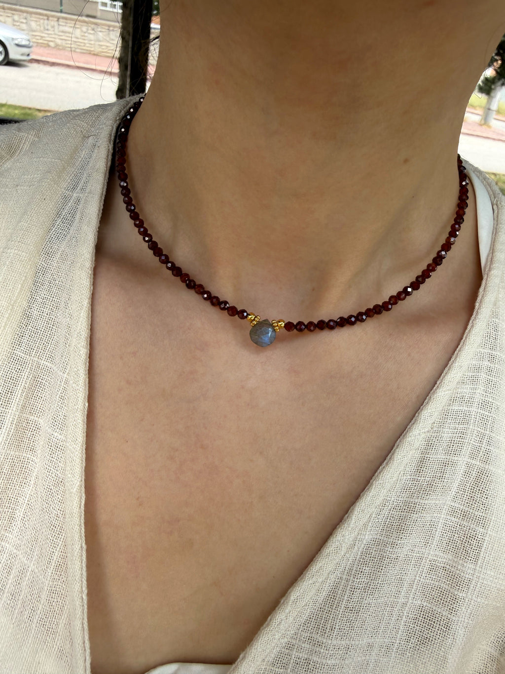 Garnet-Labradorit Kolye