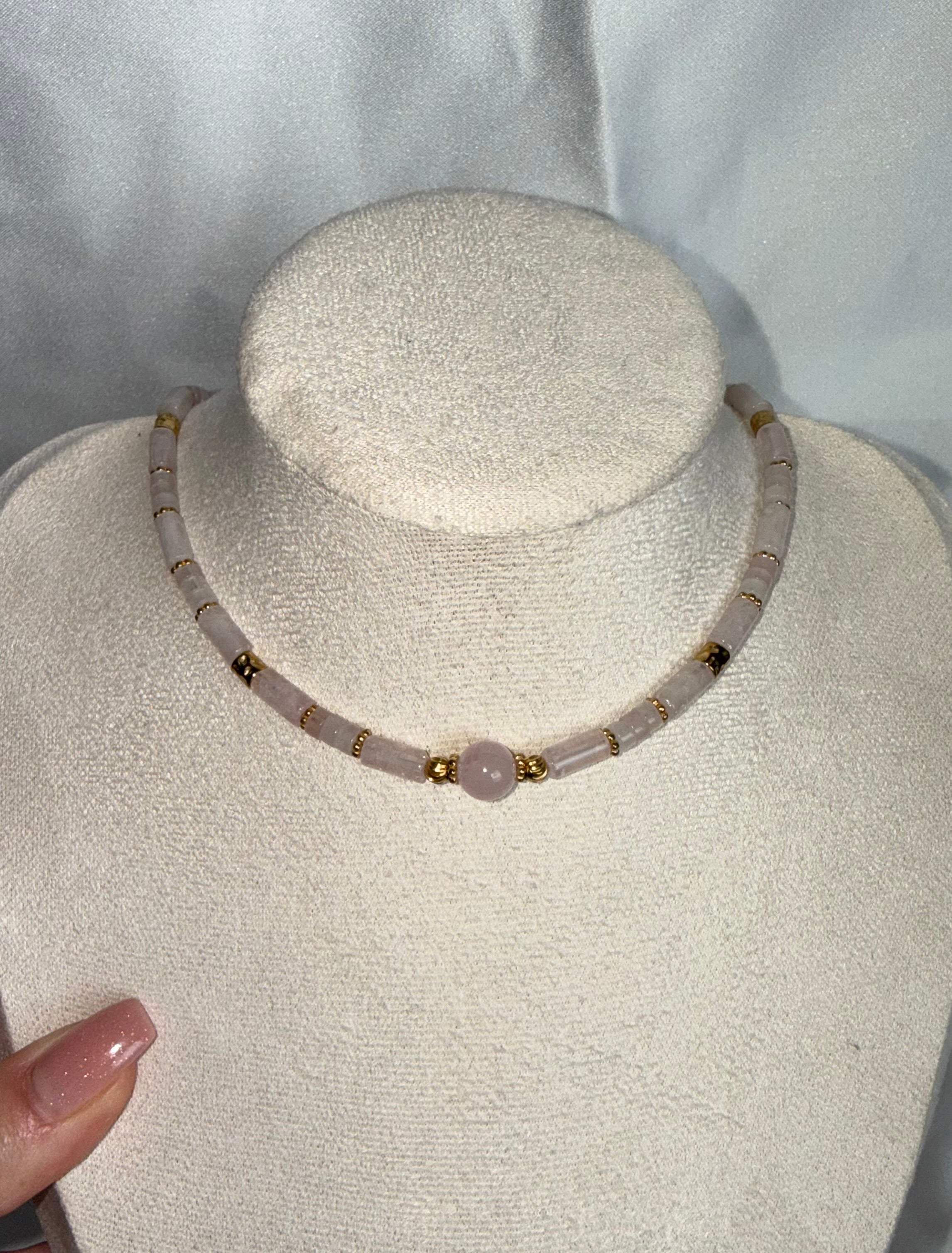 Pembe Kuvars choker Kolye